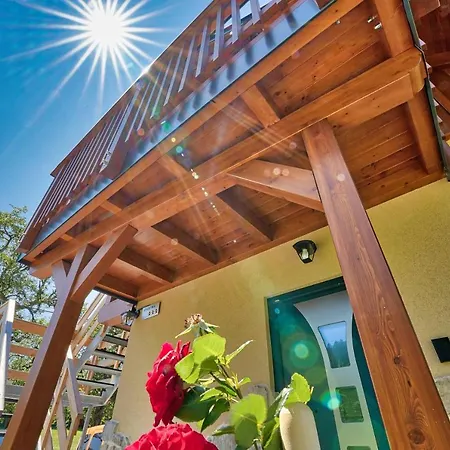 Betlehem Apartment *